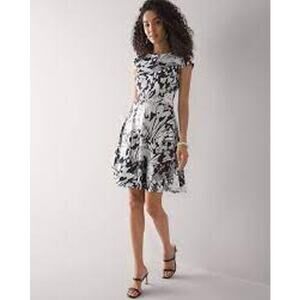 Black And White House Black Market Fit And Flare Dress for Sale up to 90% Off: Poshmark Black And White House Black Market Fit And Flare Dress for Sale up to 90% Off: Poshmark